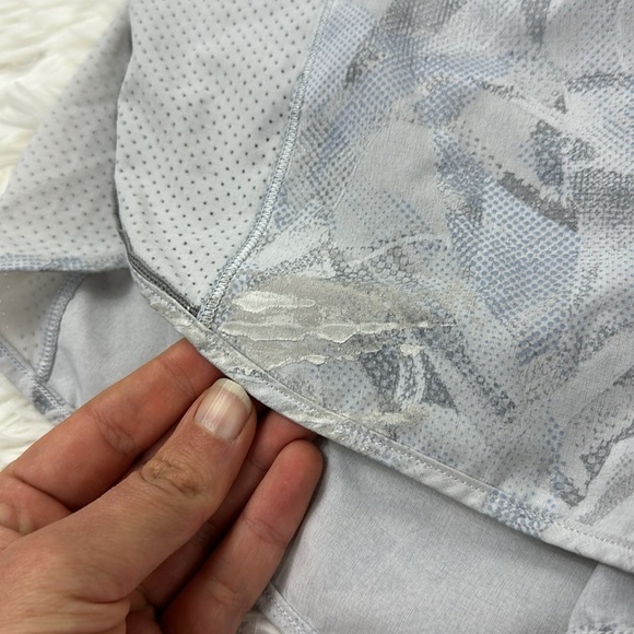 Lululemon Real Quick Short *Perforated 3.5" Jasmine White Multi - Picture 2 of 6